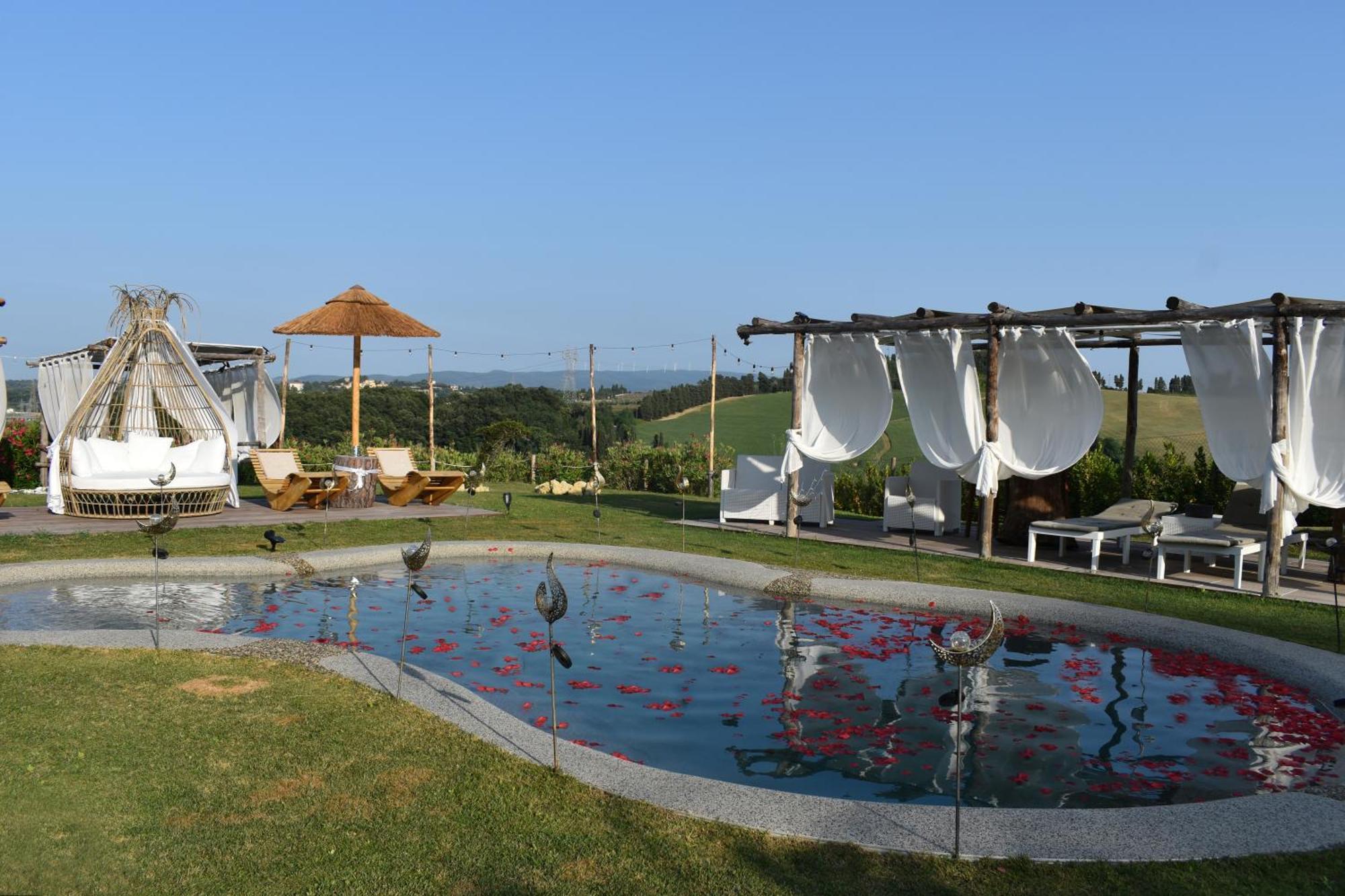 Essenziale Bed & Breakfast Castell'Anselmo Exterior photo